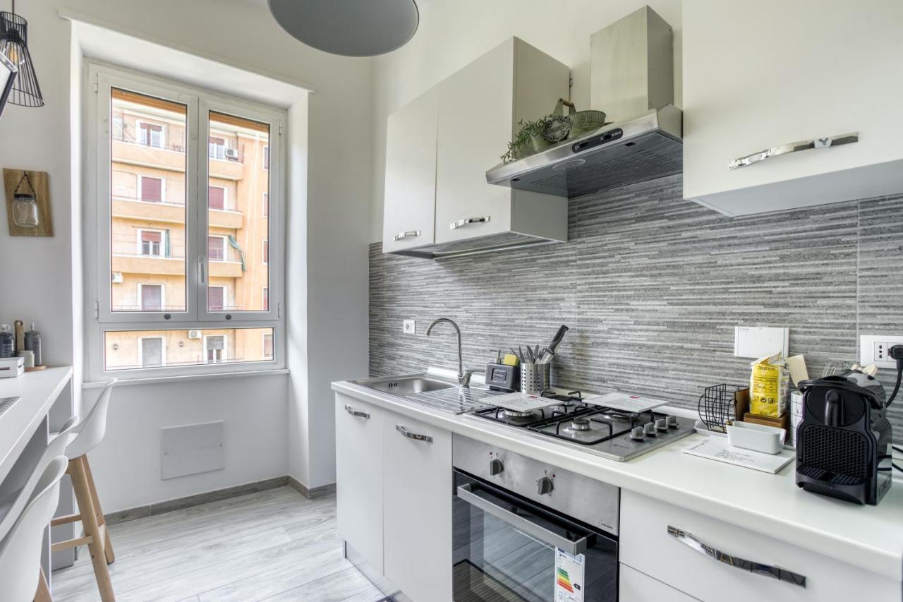 Sapienza Grand Apartment Roma Exterior foto